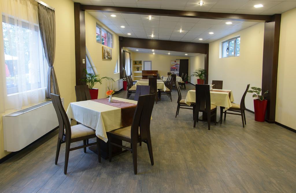 Teodora Palace Hotel Rusçuk Dış mekan fotoğraf