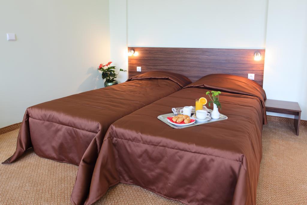 Teodora Palace Hotel Rusçuk Oda fotoğraf